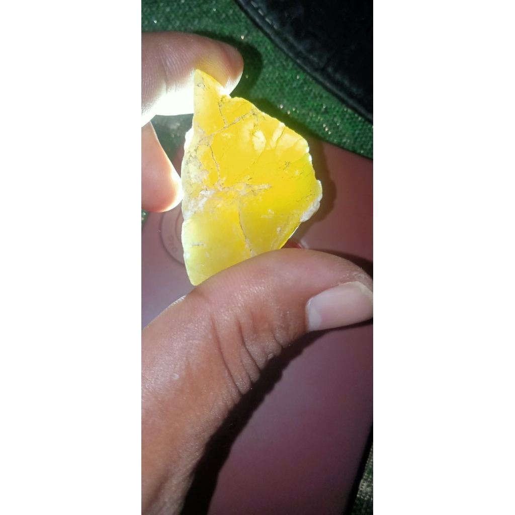 bongkahan idocrase (neon aceh)