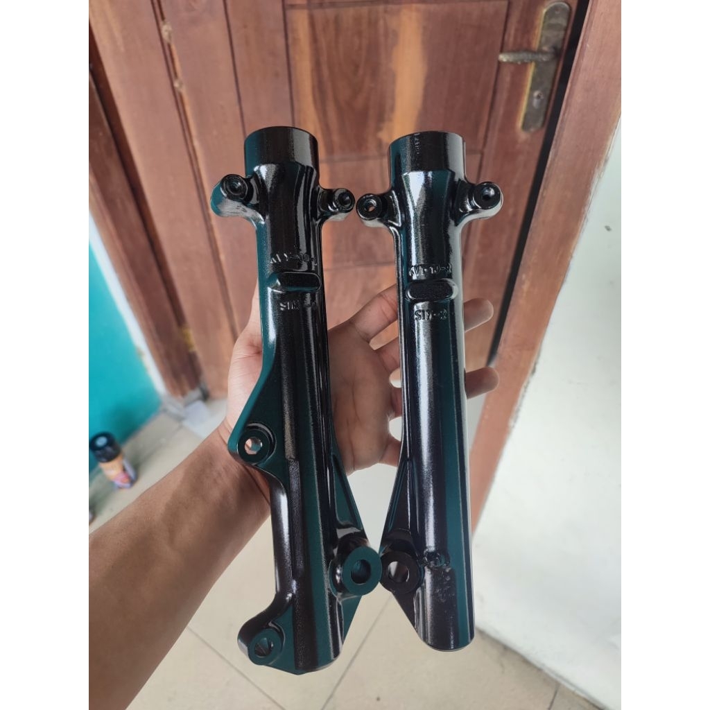 Shock Tabung Depan Beat Karbu KVY Spakbor Bawah 2008[Bisa COD]