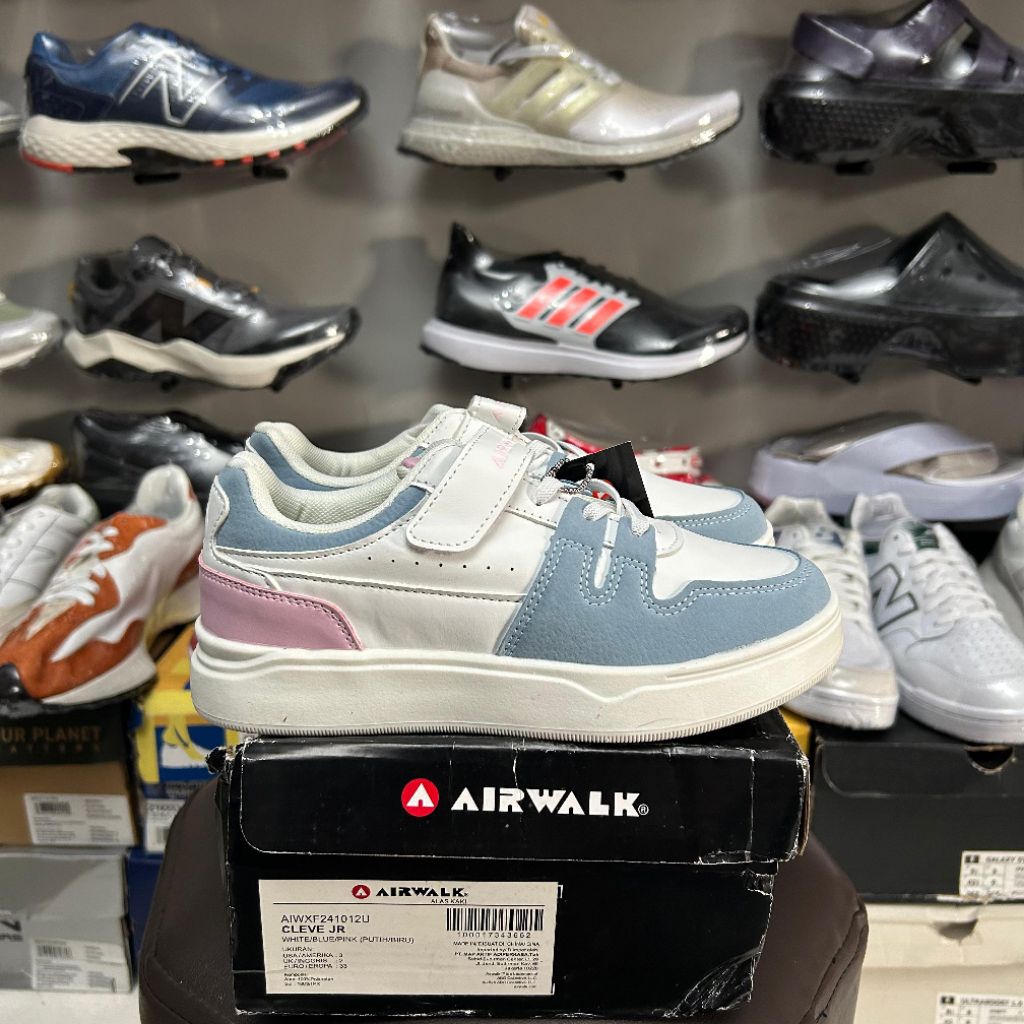 AIRWALK CLEVE JR WHITE BLUE FOR WOMENS KIDS ORIGINAL BNIB