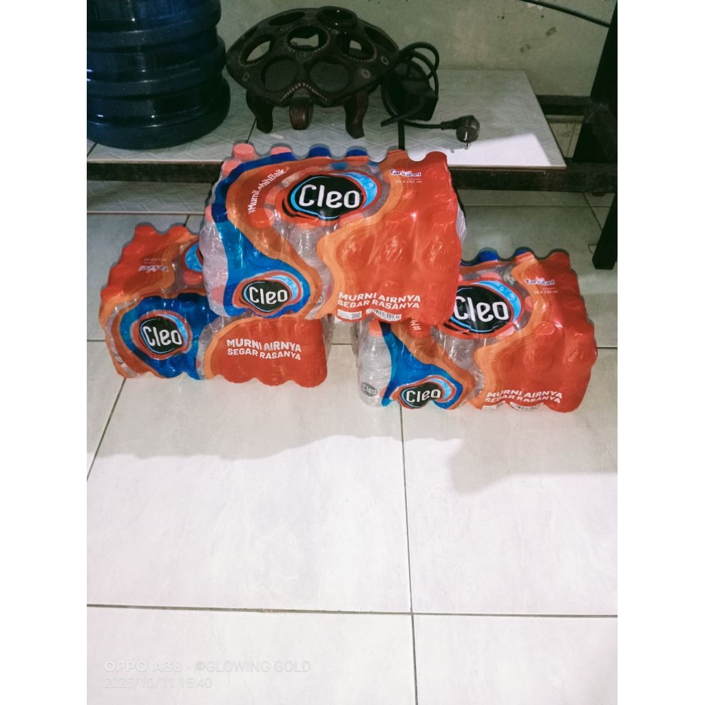 Minuman Air Mineral Cleo Botol Kecil