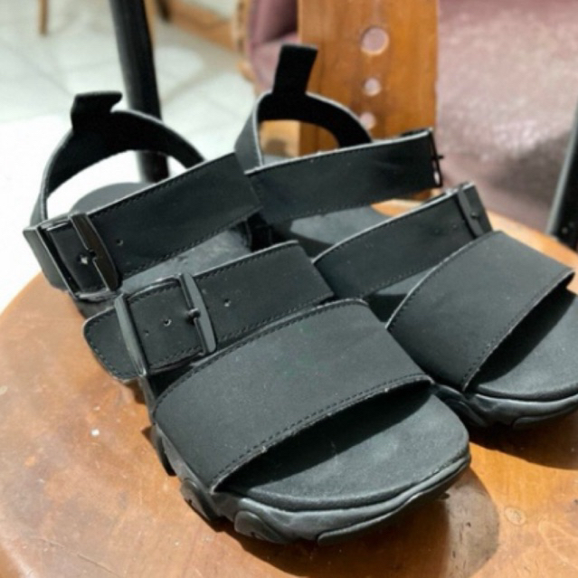 Skechers D’lux Walker Sandal Black