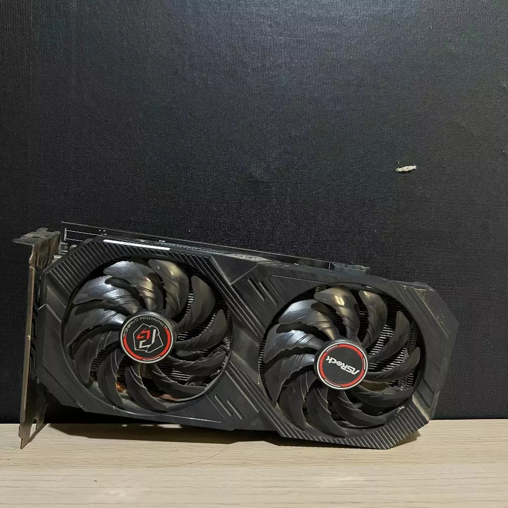 SAPPHIRE NITRO Radeon RX 580 4GB GDDR5/ RX 580 8GB / RX 590 8GB