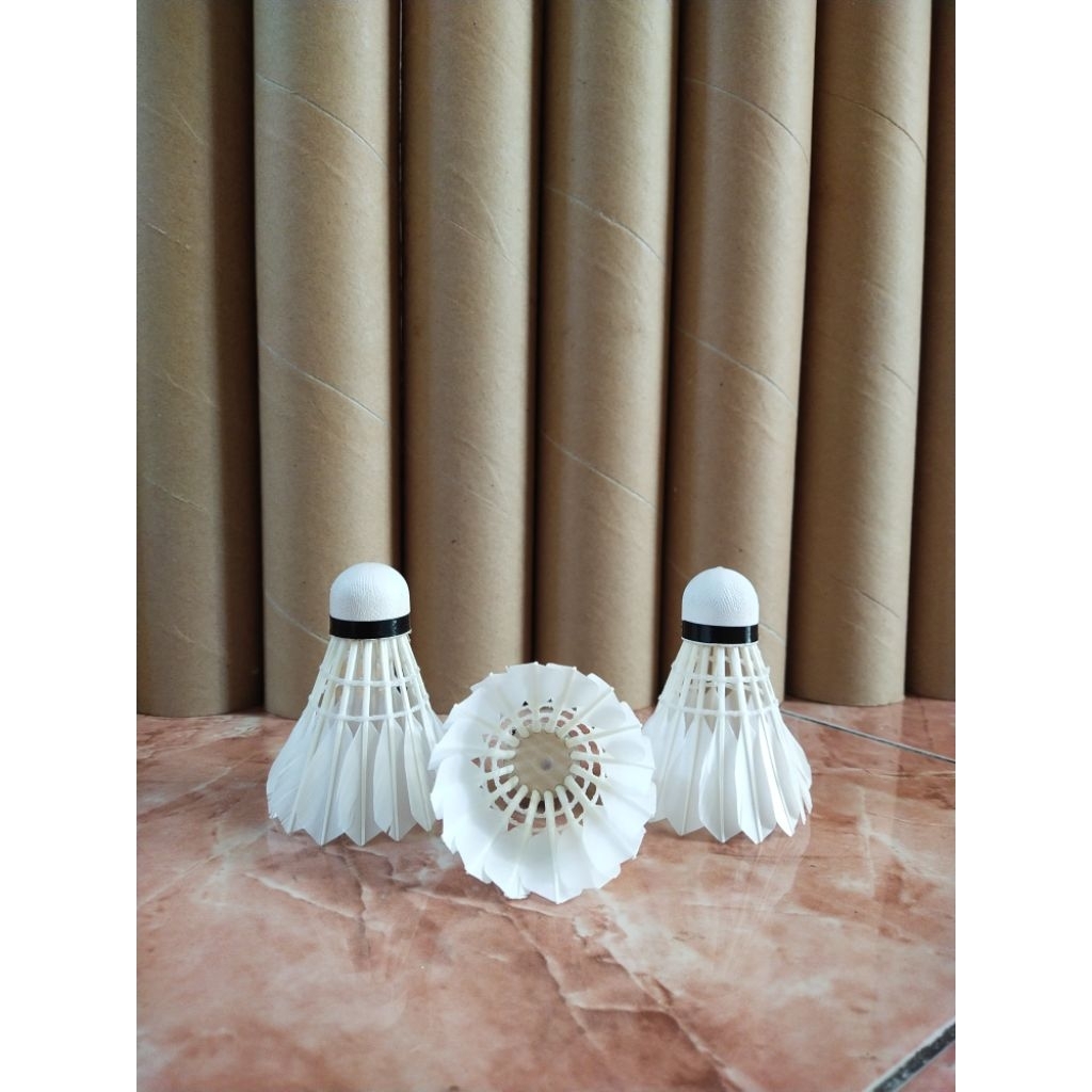 SHUTTLECOCK POLOS/ COCK BADMINTON/ SHUTTLECOCK MURAH/ SHUTTLECOCK BULU IMPORT/ KUALITAS BAGUS
