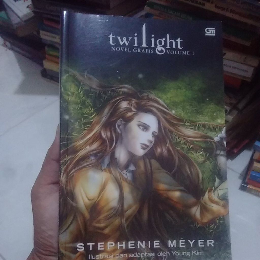 novel grafis komik twilight vol 1