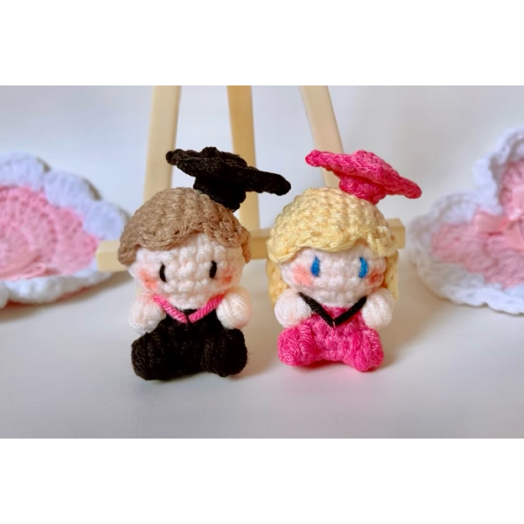 Graduation Doll Keychain / Boneka Wisuda Mini / Crochet Mini Graduation Doll / Gantungan Kunci Bonek