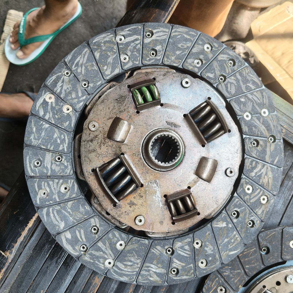 Kampas kopling clutch disc Isuzu elf 77 nhr 55 Original