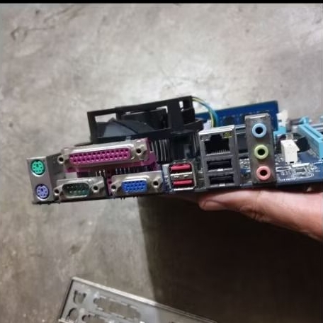 Motherboard Gigabyte G41 + Core2duo E5700