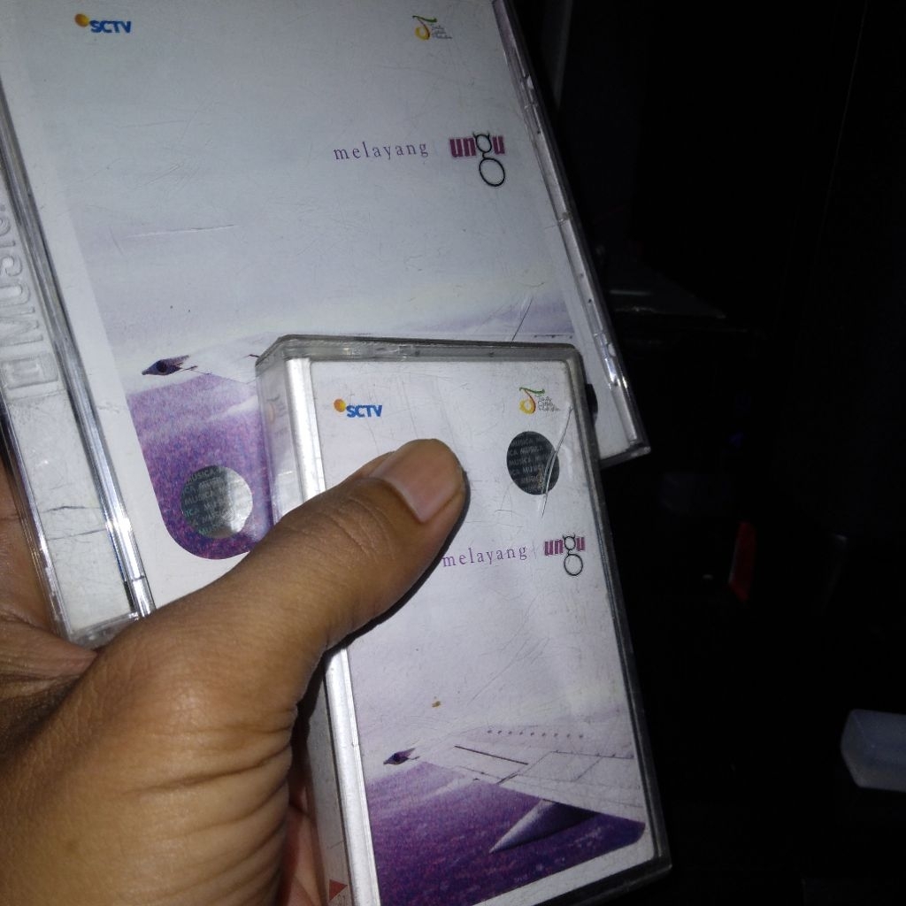 Paket cd dan kaset Ungu Melayang