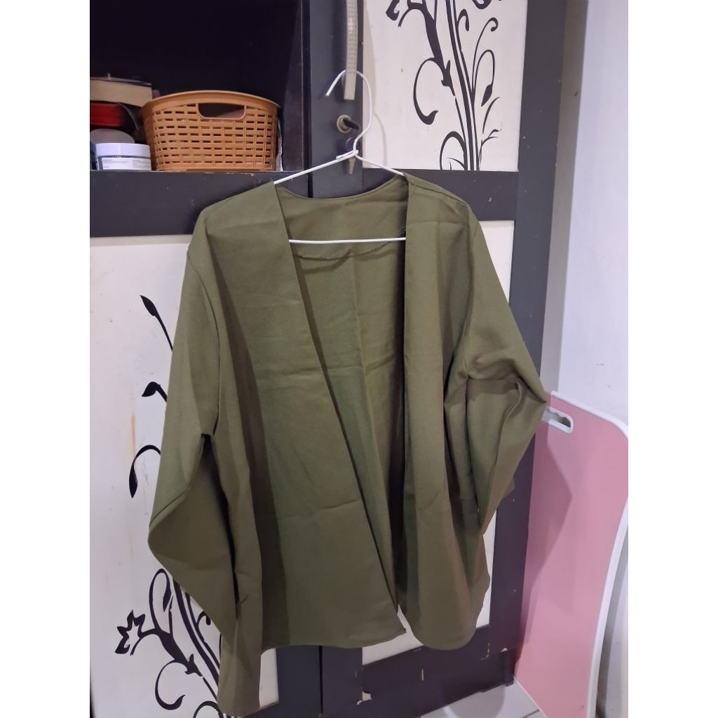 Prolove outer hijau army