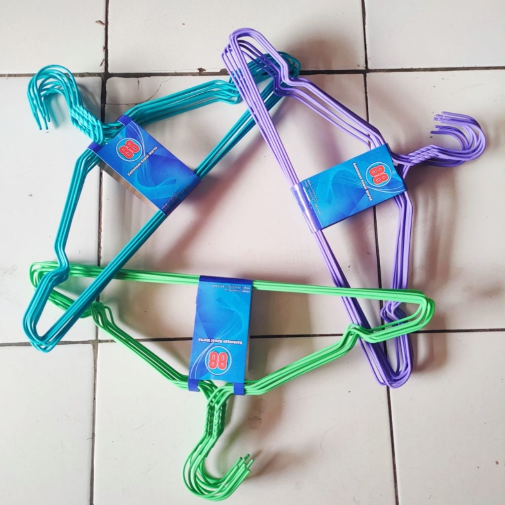 HANGER KAWAT WARNA / GANTUNGAN BAJU BAHAN PVC / Hanger Gantungan KawatWarna Hanger Kawat Baju Stainl