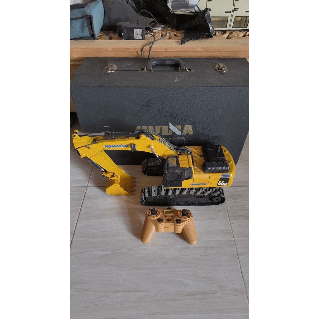 HUINA 1580 V4 FULL METAL MODIFIKASI KOMATSU