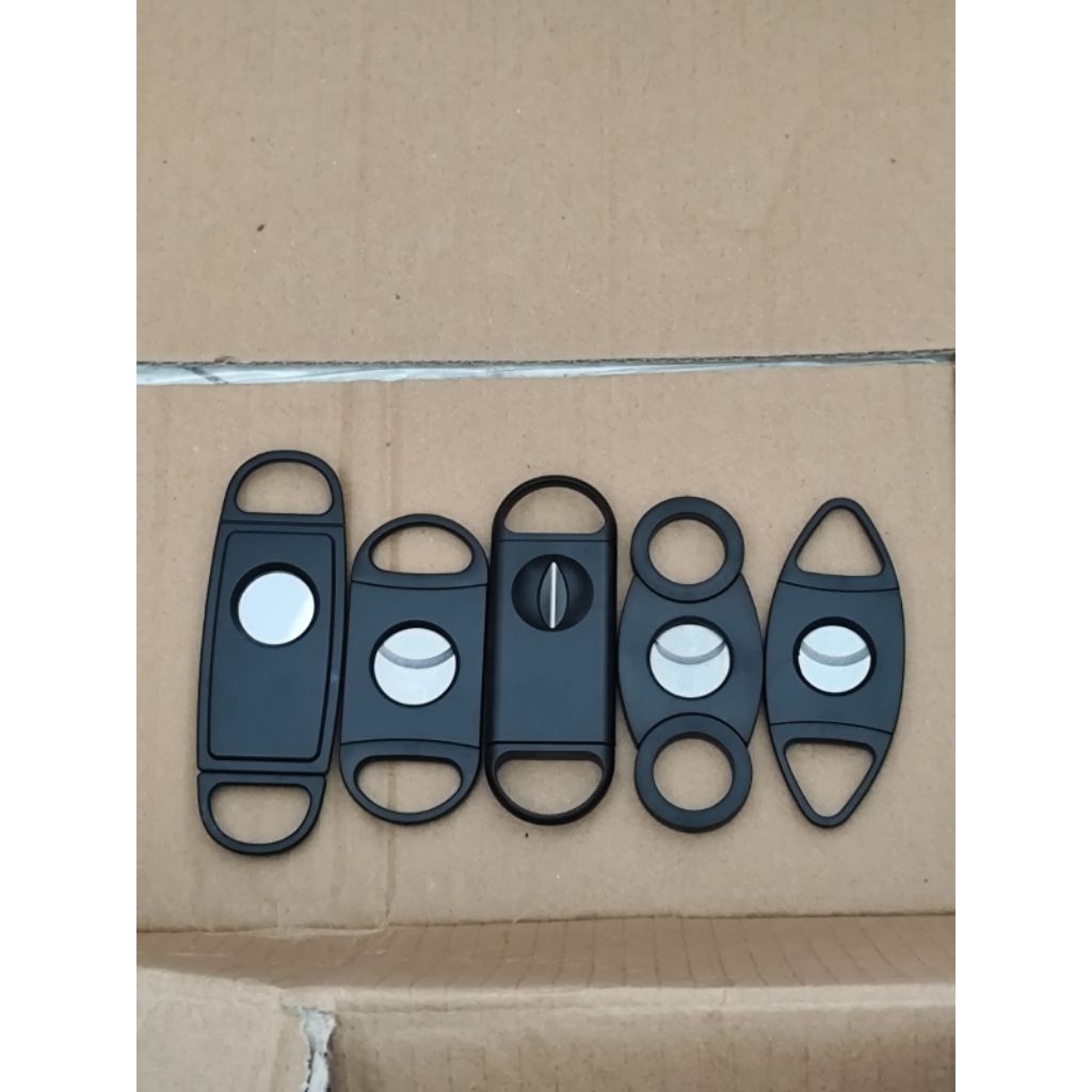 Pemotong Cerutu Rokok