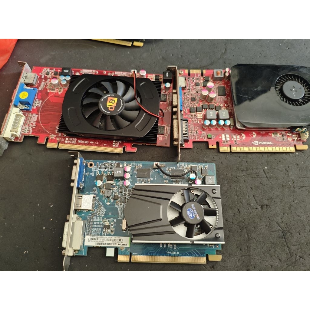 VGA 1 GB DDR2 128 Bit