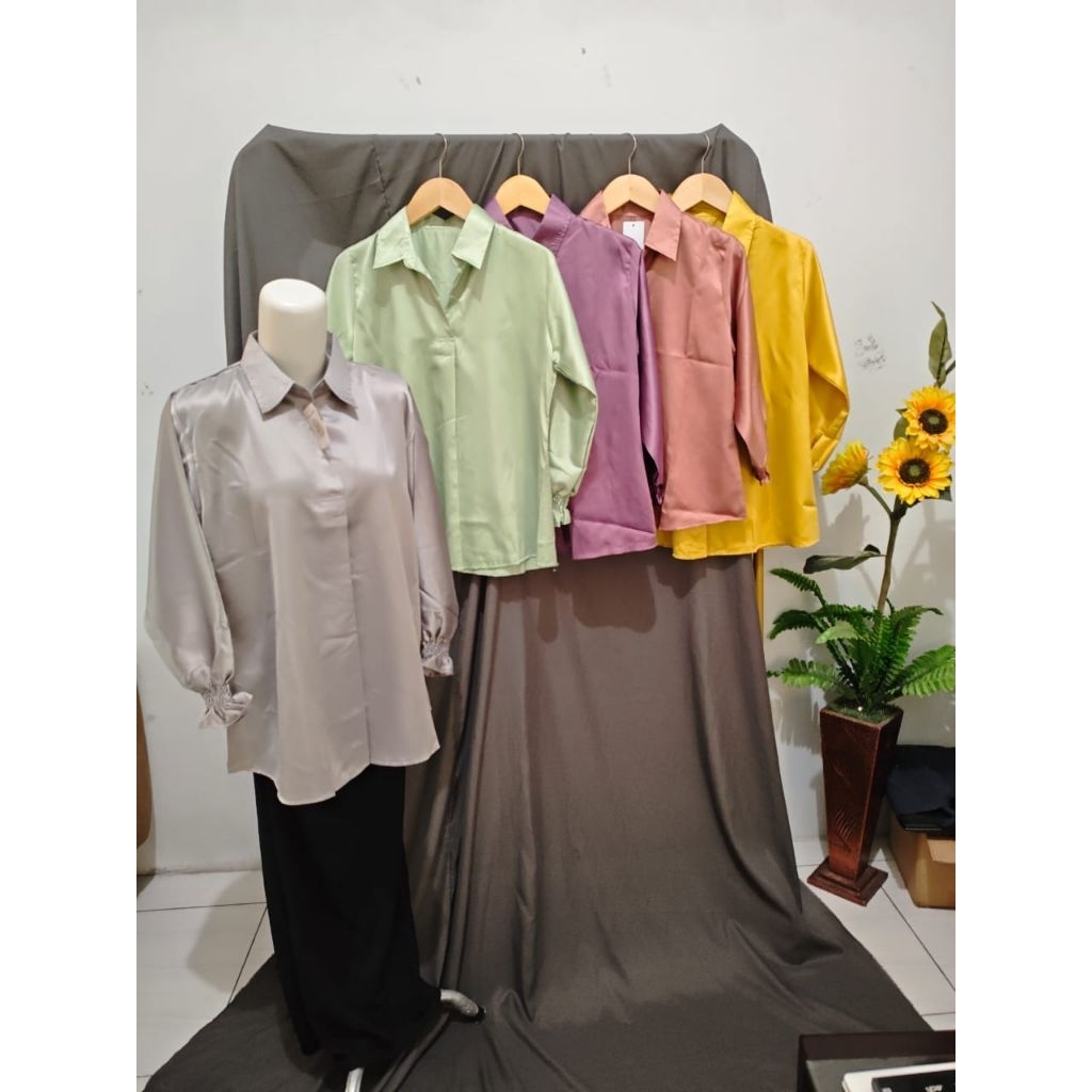 Nayla Blouse  - Blouse  Atasan Satin Silk Premium