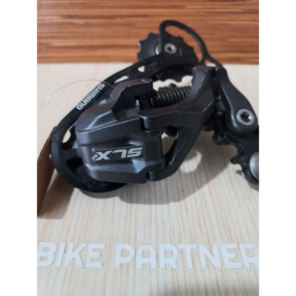 RD Shimano SLX 9 speed