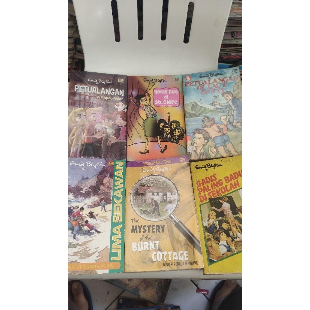 buku (preloved) enid blyton