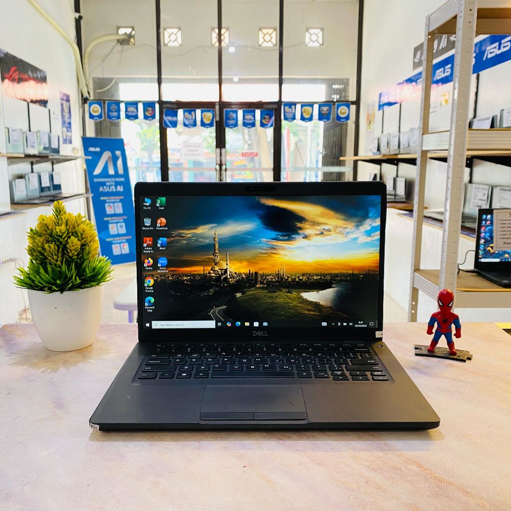 Laptop DELL LATITUDE 5400 - Core i5 Gen 8 - Ram 8GB/ SSD 256GB NVMe - Laptop Second murah