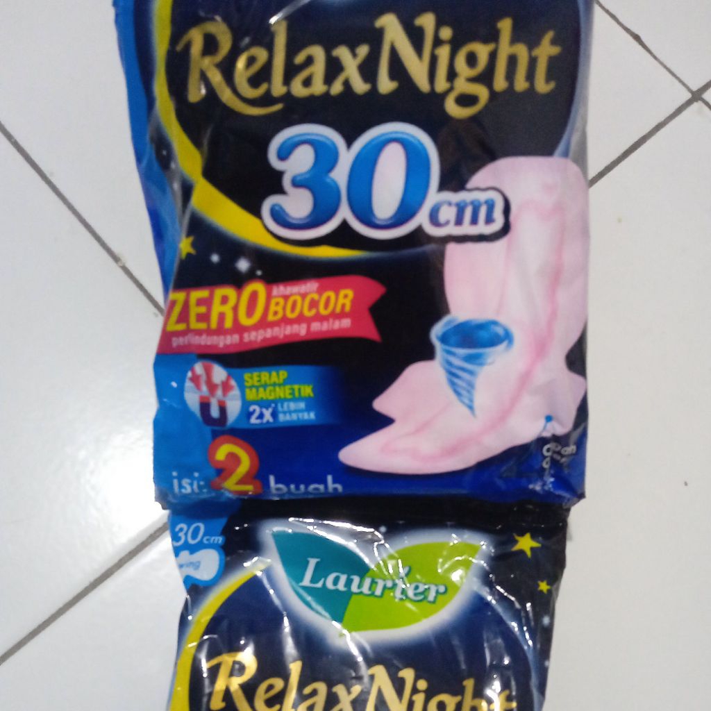 Laurier Relax Night Sachet 30cm ( 1renceng 10+2 ) 1 sachet isi 2 buah