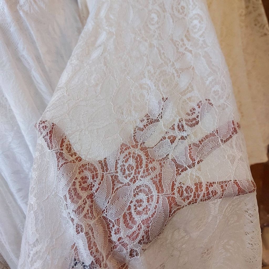 kain brokat premium  - kain brokat kebaya  - kain brokat luxury  - kain brokat bali ( cream) B-1