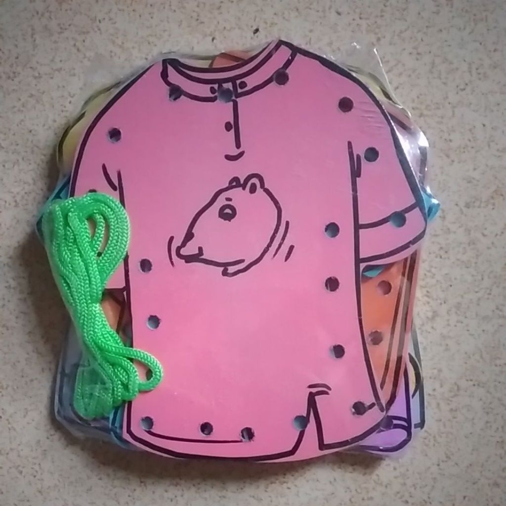 Mainan edukasi anak- mainan edukatif-mainan anak menjahit baju 6 pcs