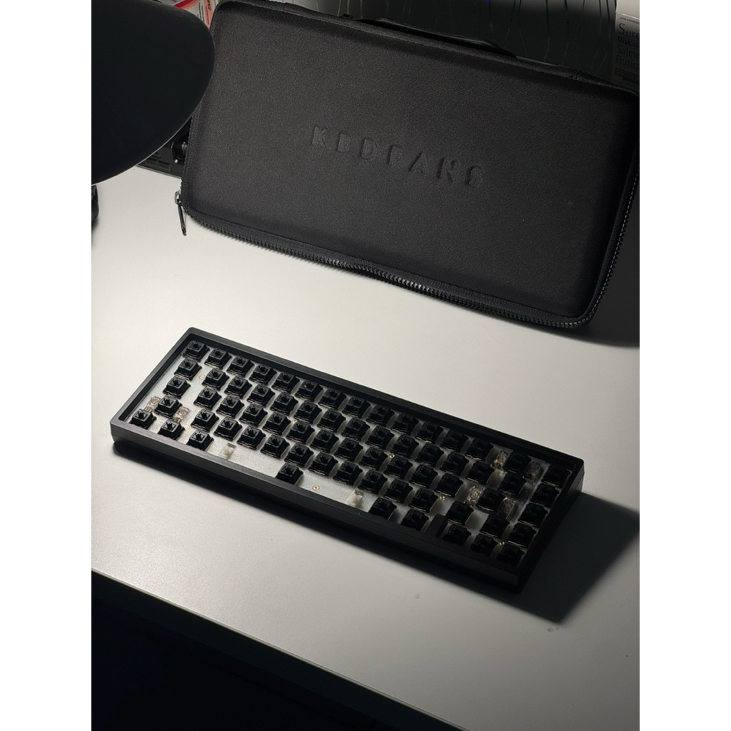 KBD67 Lite R2 Black + TX Stabilizer + JWK Ultimate Black Lubed & Filmed