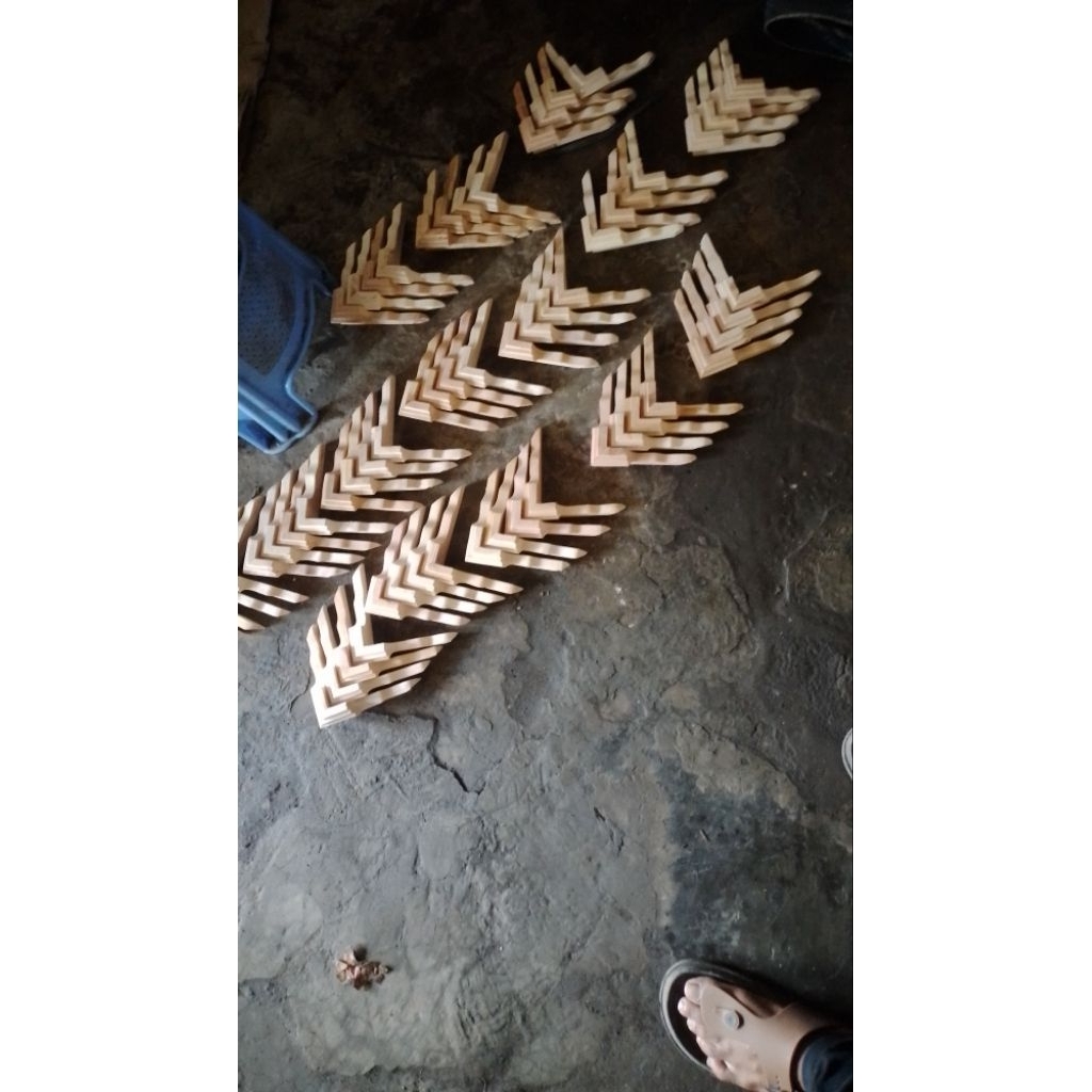 Kaki Sangkar Kosan Kotak Ceper BNR 4 Biji