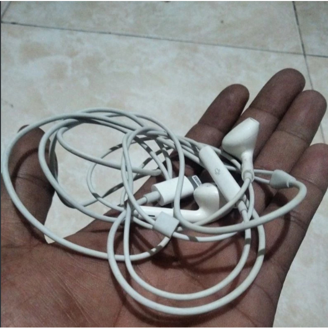 Headset Lightning iPhone 11 Pro Bekas Ori Suara Jernih