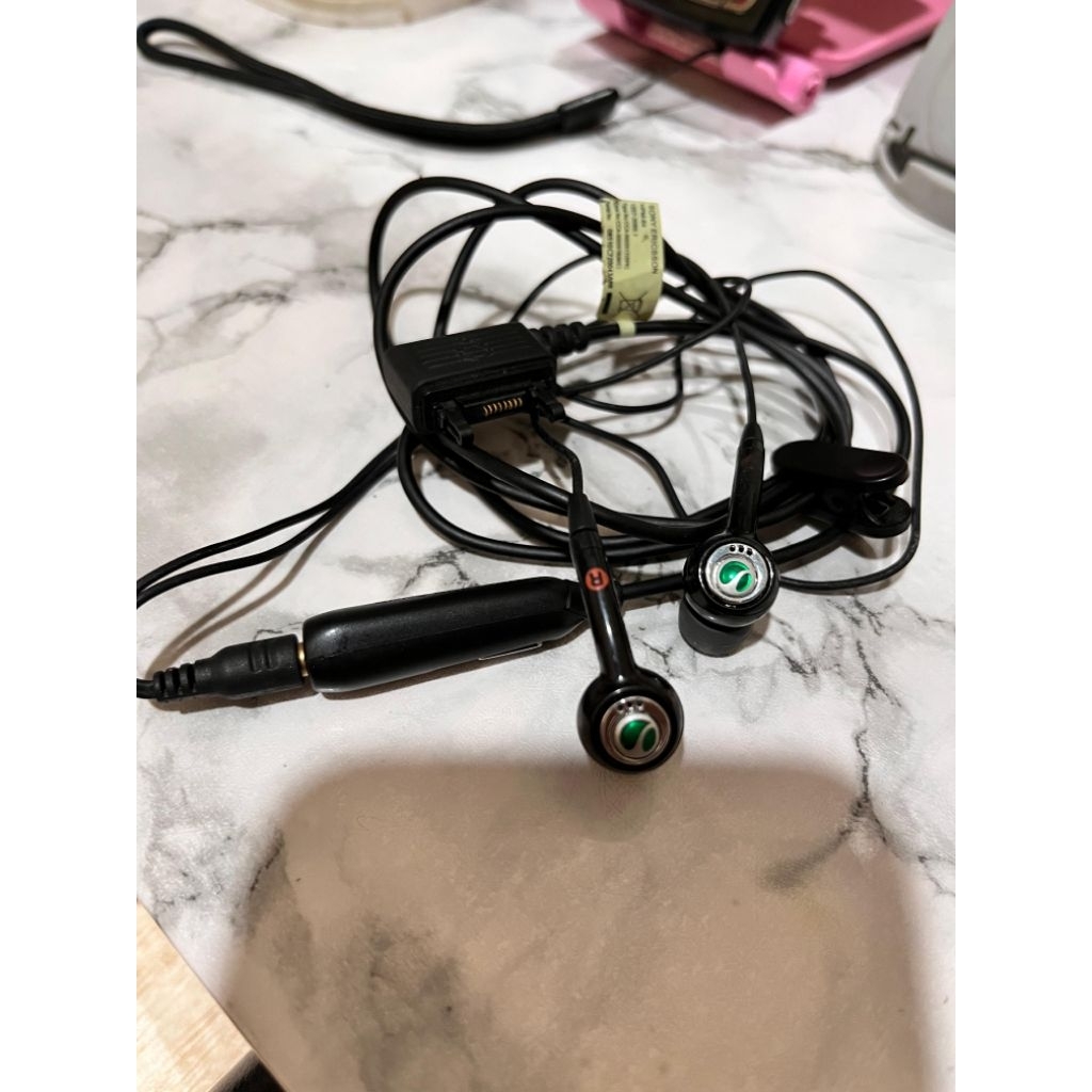 EARPHONE SONY ERICSSON