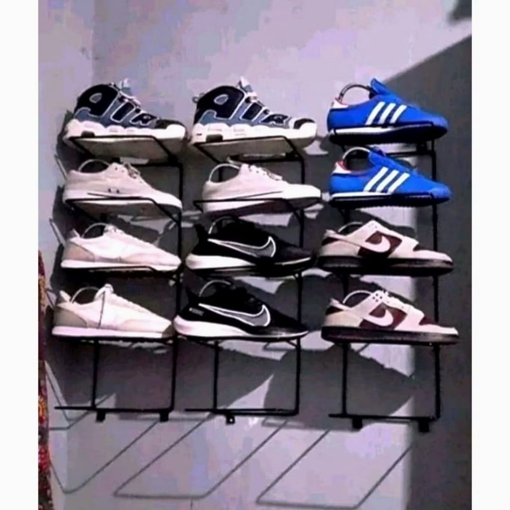 Rak sepatu/Display sepatu/tempat sepatu 3susun bahan besi Antikarat