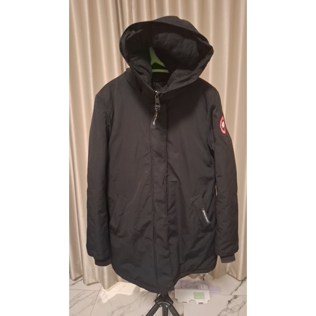 (Sold Out) Canada goose Original Like New no minus size M fit to L, Mulus Poll