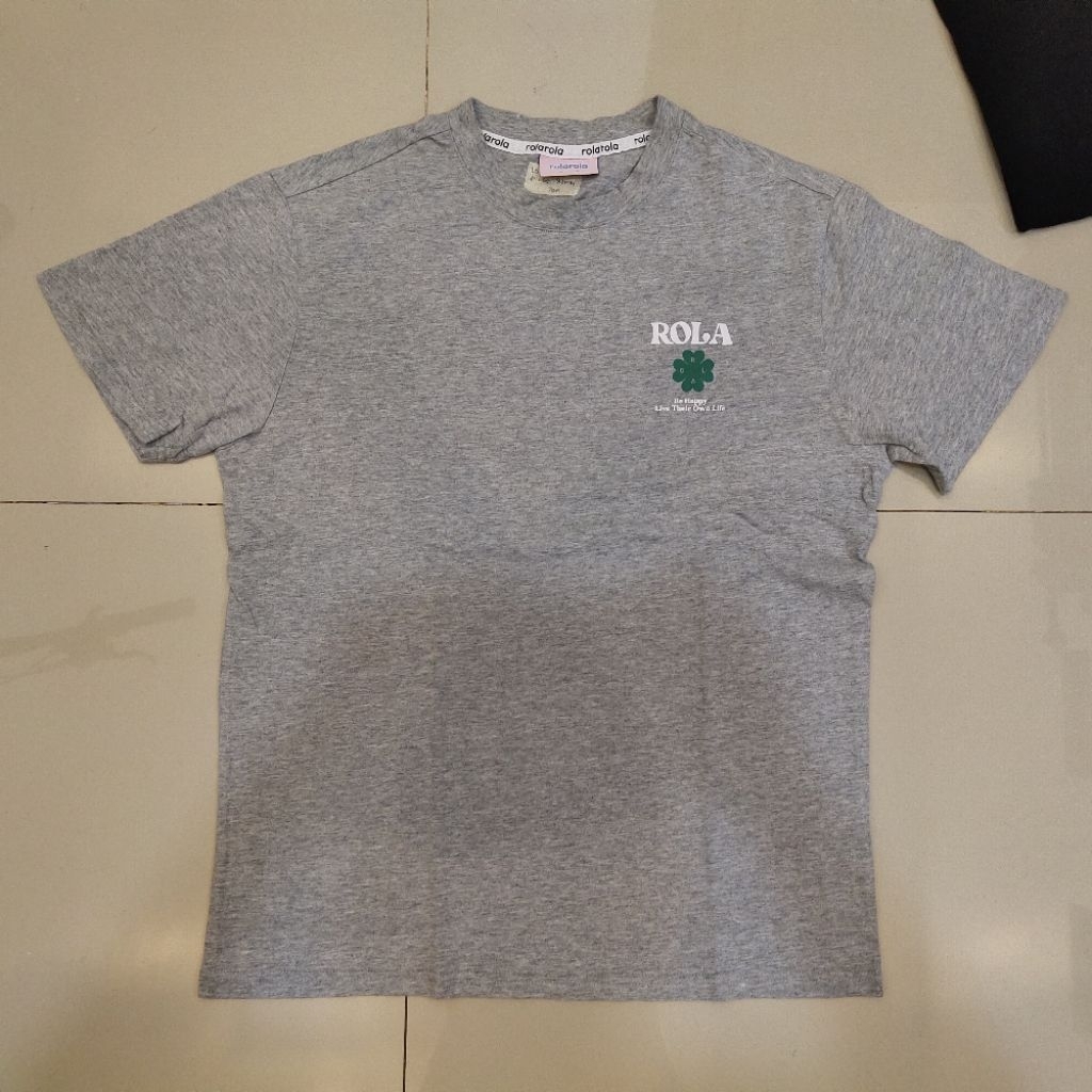 Kaos lengan pendek Rolarola Size M grey