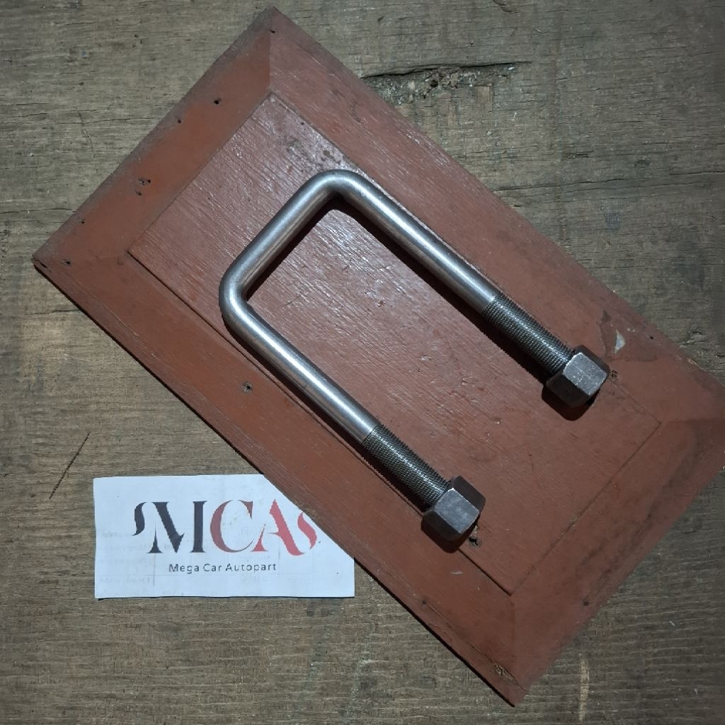 U Bolt / Begol / Behel Per / Klem Per Depan (6 INCH) “Kunci 24” D=1.47CM P=15.24CM L=7.2CM Mitsubish