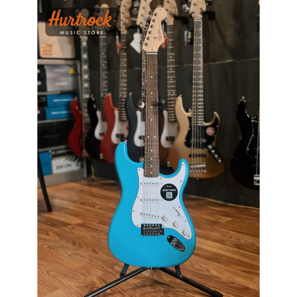 Squier Debut Series Stratocaster Electric Guitar, Laurel FB, California Blue