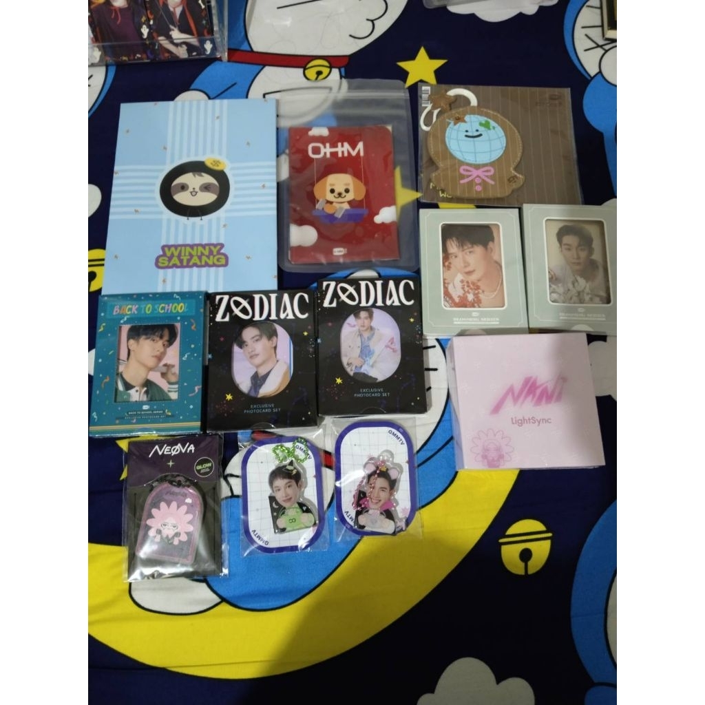 [READY] MERCH GMMTV TAYNEW OHM FOURTH NEONA BLOOMING KRIST FORCE