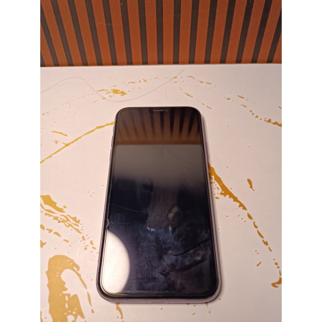 iphone 11 64gb minus mati