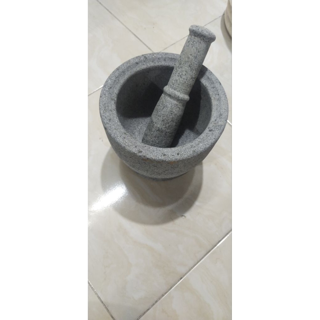 lumpang batu andesit plus alu