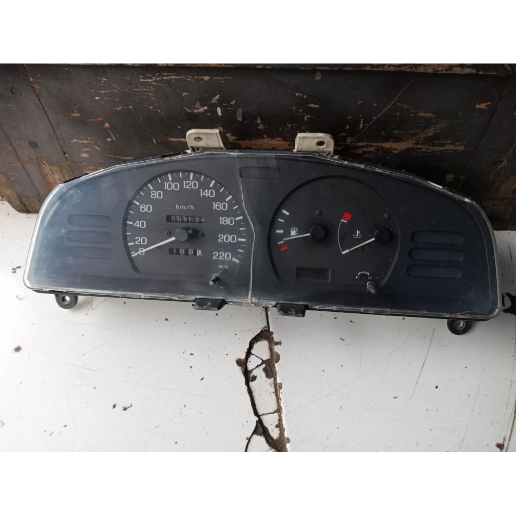 speedometer nissan sentra B13