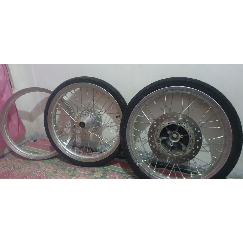 Jual sepaket aksesoris pelek motor, belakang TK Racing, depan TDR Racing untuk NMAX Old