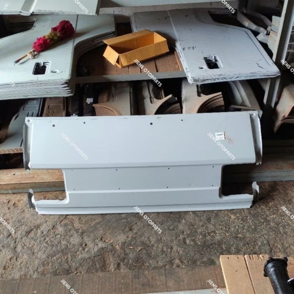 PANEL KEDOK/TOTOK DEPAN L300 ORIGINAL KTB - MB282720