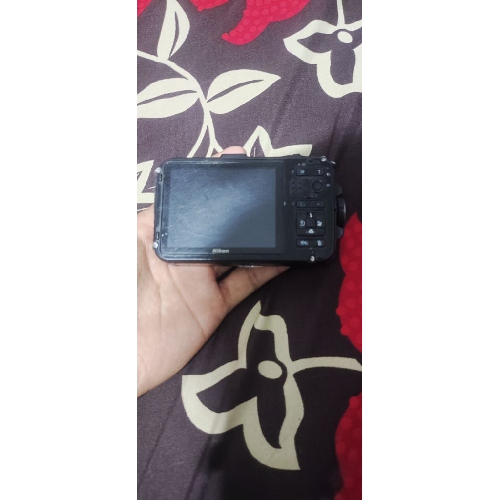 Kamera Nikon Coolpix aw100