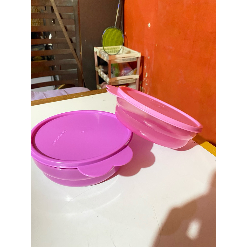 Tupperware Bowl Hello Kitty