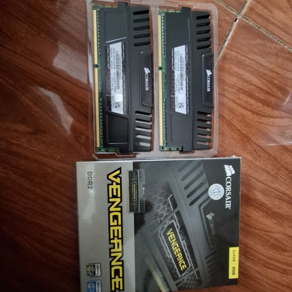 MEMORI CORSAIR PENGEANCE 8GB 2X4 DDR3