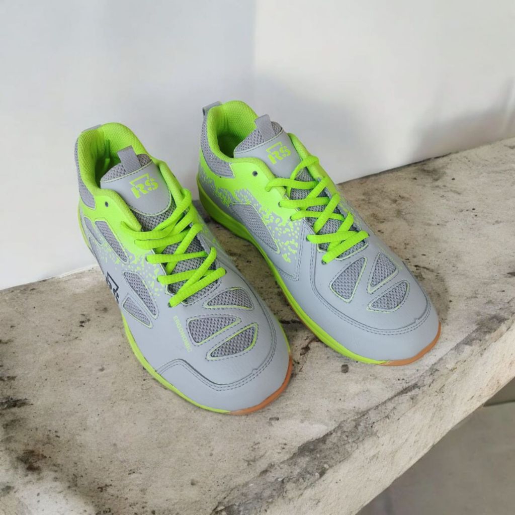 Sepatu badminton RS /series sepatu olahraga voli joging pria wanita