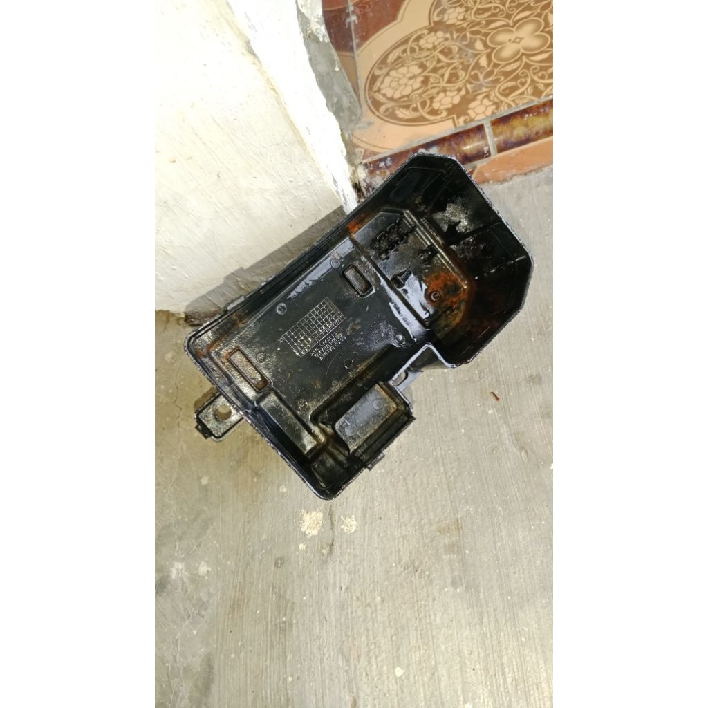 tutup accu aki honda vario 125 150 bekas original