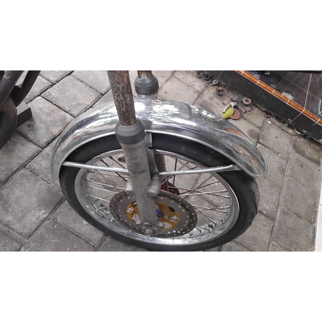 slebor rx 100 depan belakang.