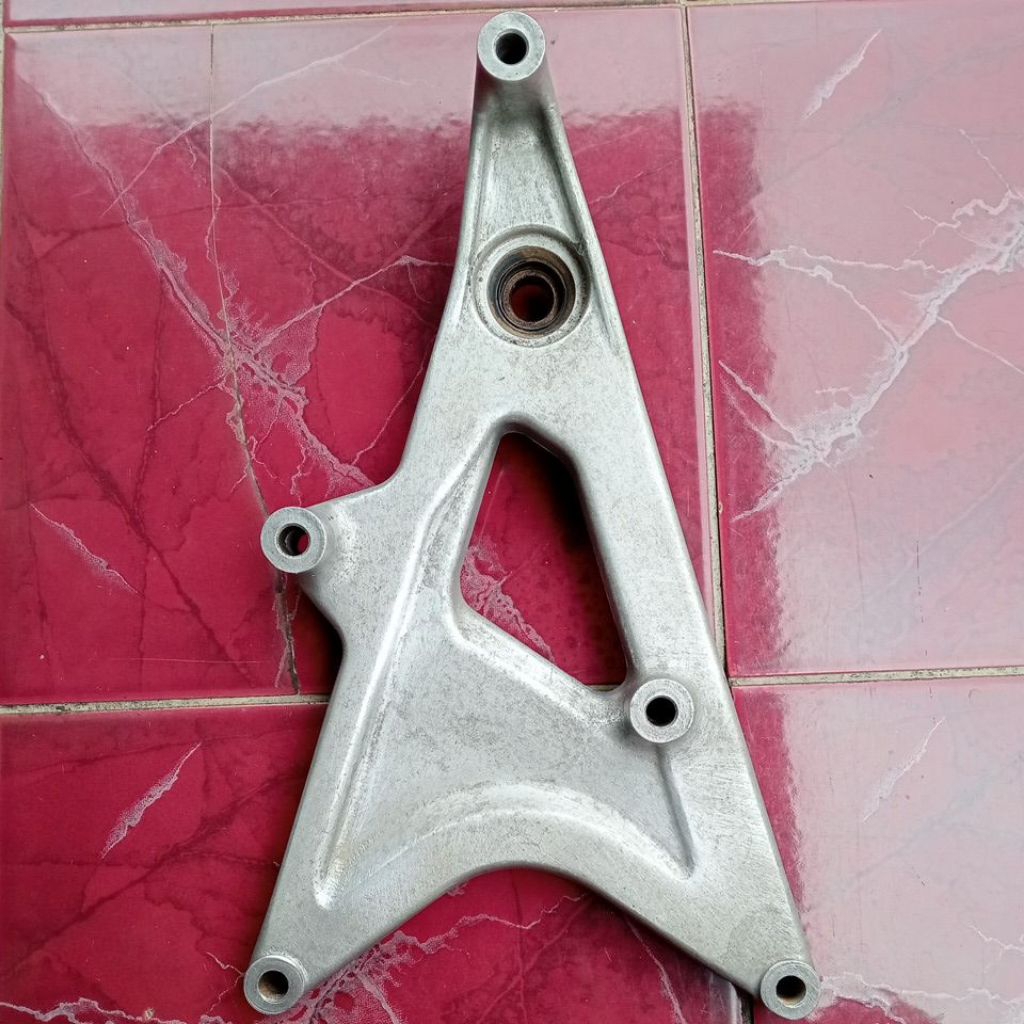 swing arm dudukan knalpot vario 125 old vario 150 led old original