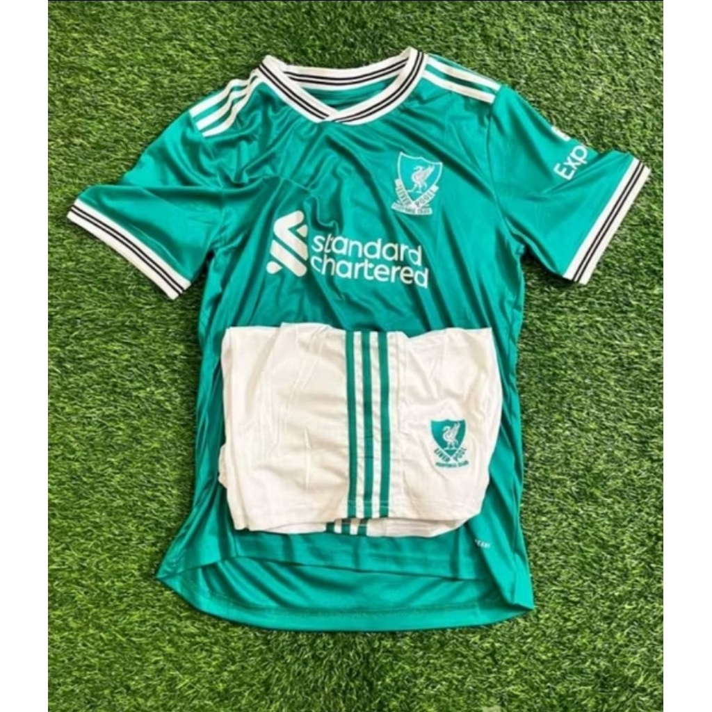 Stelan Setelan Jersey Kaos Baju Sepak Bola Liverpool Liverpol Liverpul LFC Home Away 3rd Third Hijau