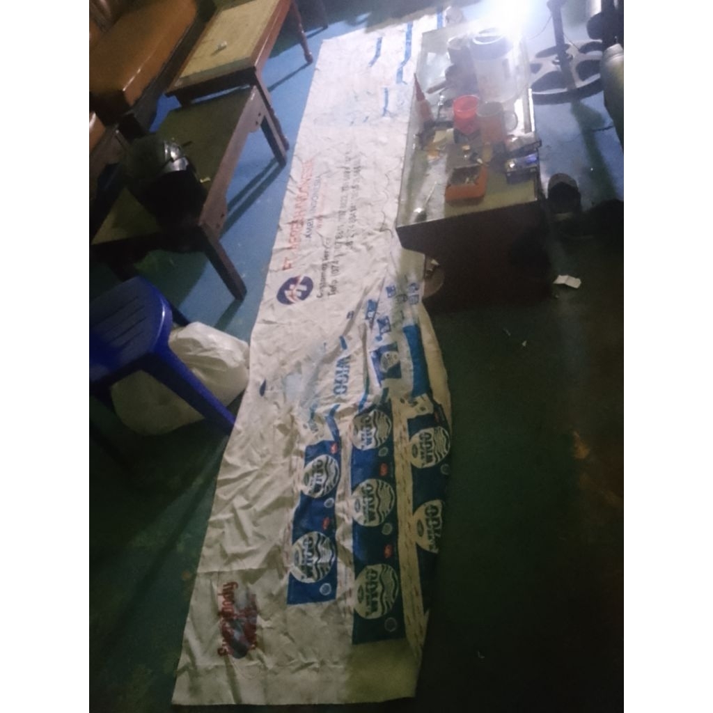 REMIU_SHOP Spanduk Bahan Kain Uk Panjang 4 M Lebar 90 Cm Preloved Like New