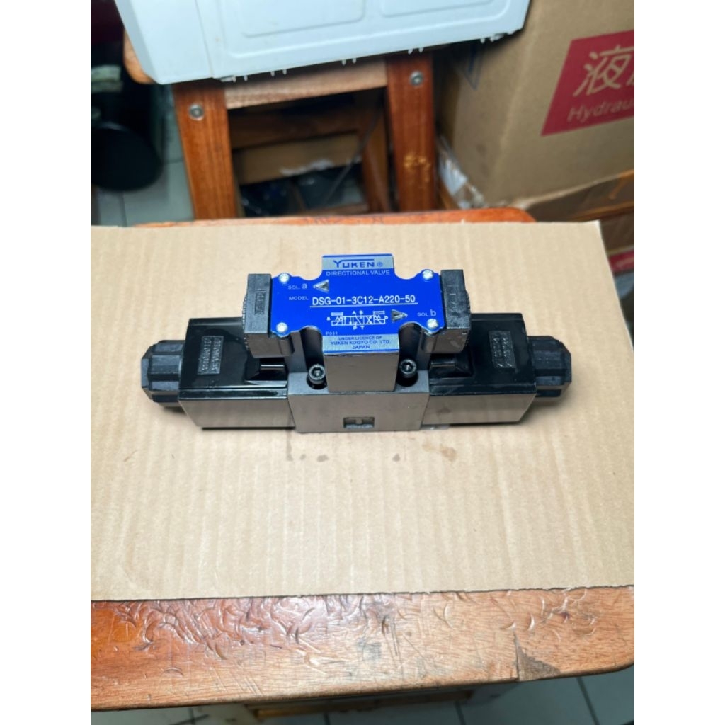 solenoid Valve Yuken DSG-01-3C12-A220-50/Selenoid Valve Yuken DSG 01
