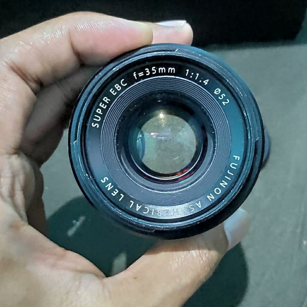 Lensa Fuji XF 35mm F1.4 R